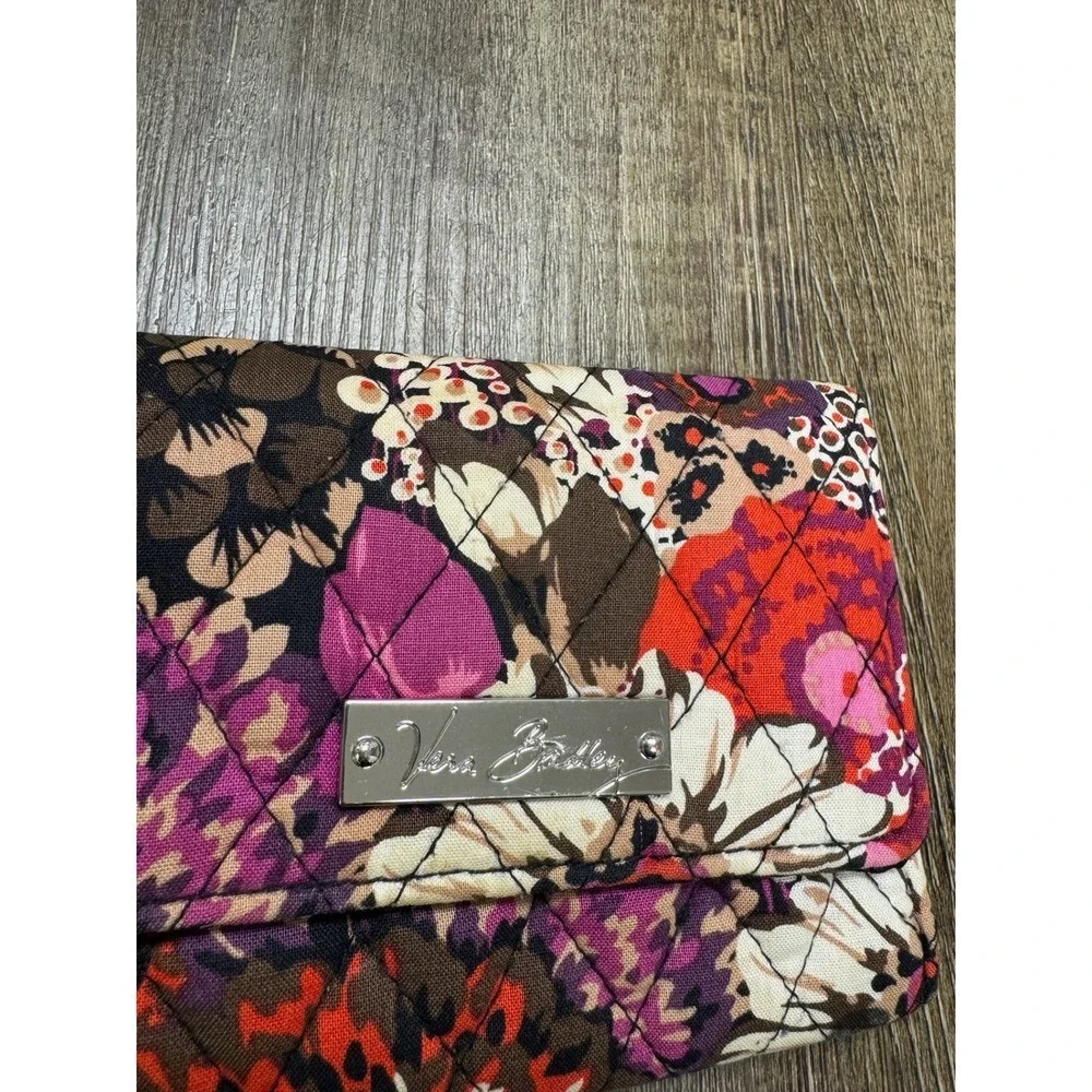 Vera Bradley Rosewood Modern Medley RFID Trifold Wallet Wristlet Quilted  Floral - Picture 9 of 11